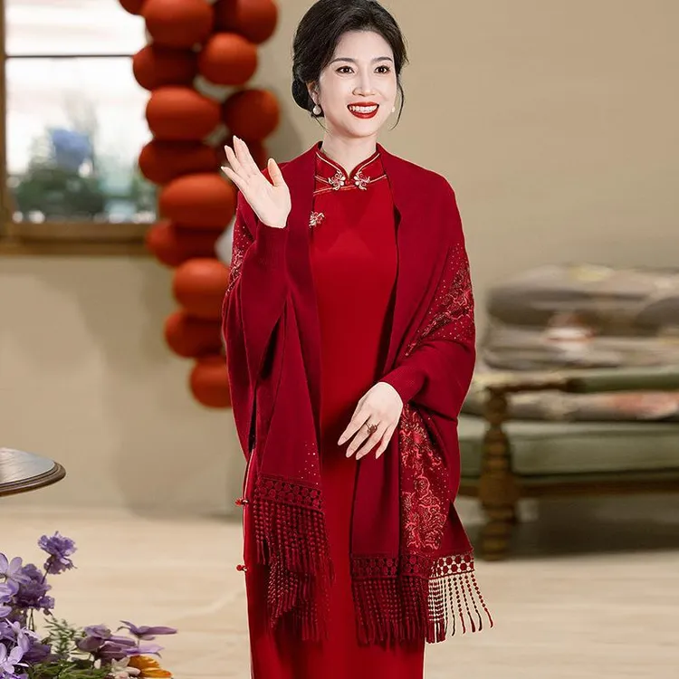 披肩外搭女2025新款春秋季婚礼妈妈喜婆婆配旗袍高端带袖斗篷外套
