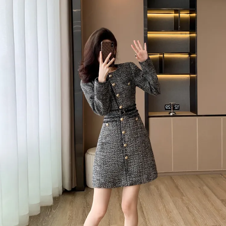 法式名媛长袖毛呢连衣裙秋冬季气质时尚复古小香风女装小个子裙子