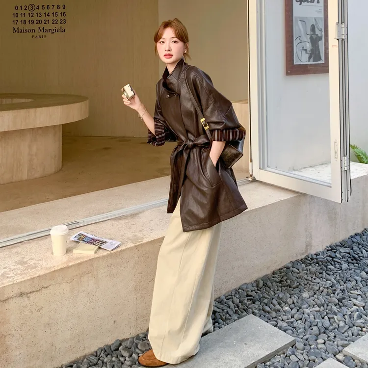 咖色复古高级感皮衣外套女2025年秋季新款老钱风收腰显瘦立领大衣