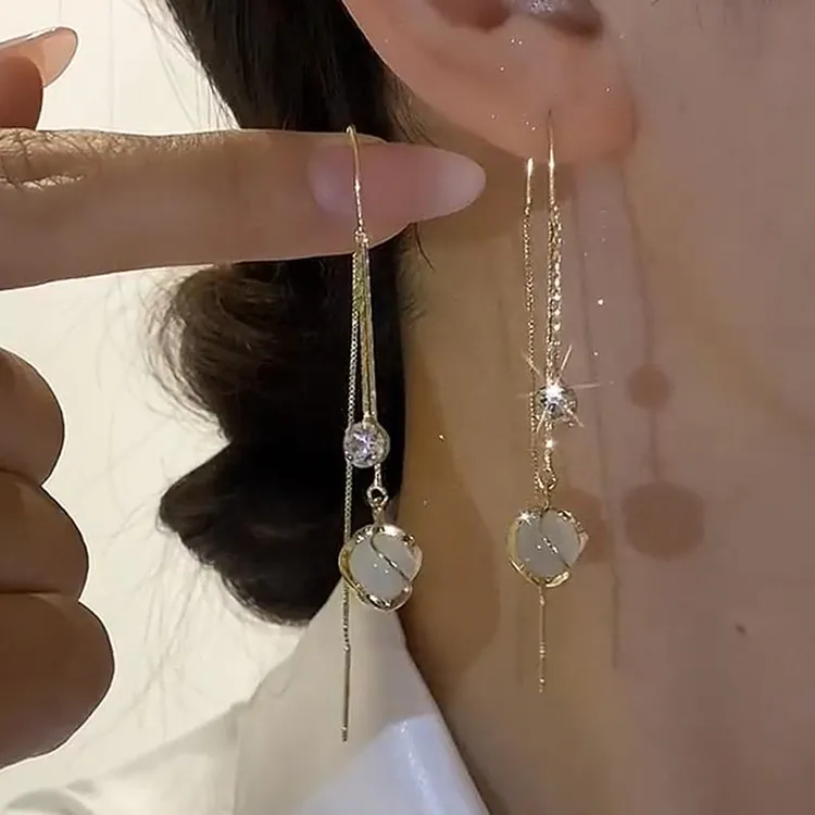 925银耳饰 防过敏金色猫猫石流苏耳线超仙长款圆脸显瘦气质耳环耳