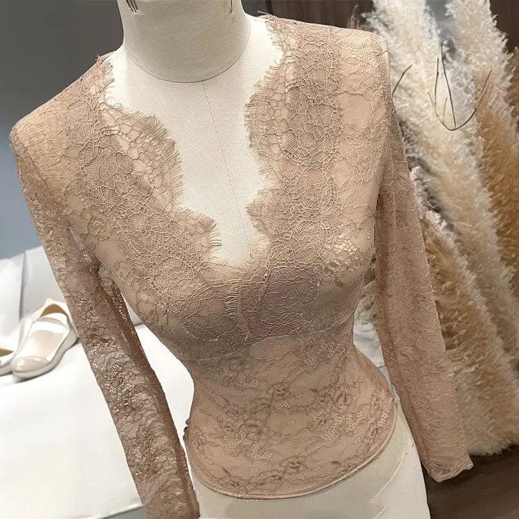 纯欲辣妹性感低胸v领上衣显瘦蕾丝打底衫内搭时尚高级感小衫镂空