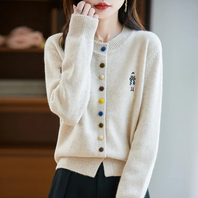 法式刺绣彩扣针织miu系开衫女长袖毛衣春秋新款甜美毛衣外套上衣