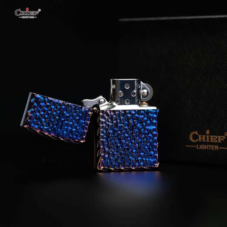 CHIEF/首领【熏金烤蓝陨石坑】可选内胆手雕个性手工防风煤油打火机