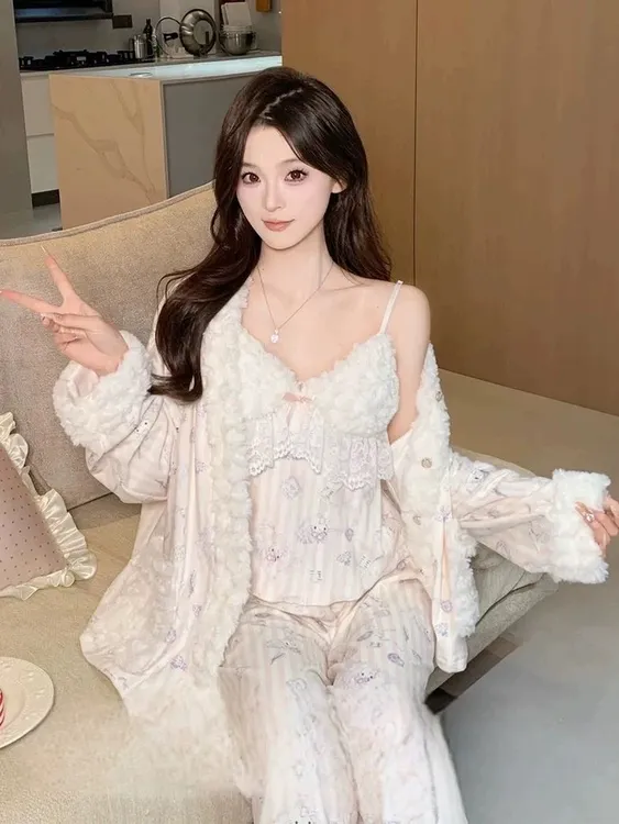 【甜睡日记】双面海岛绒睡衣女带胸垫吊带三件套冬款纯欲轻奢家居服