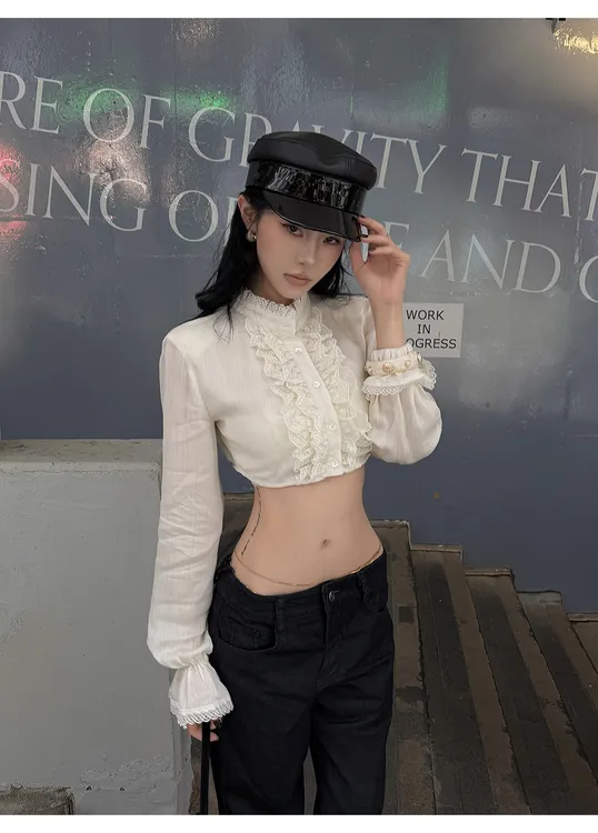 2026春季新款设计感纯欲气质蕾丝拼接短款衬衣配显瘦休闲裤两件套