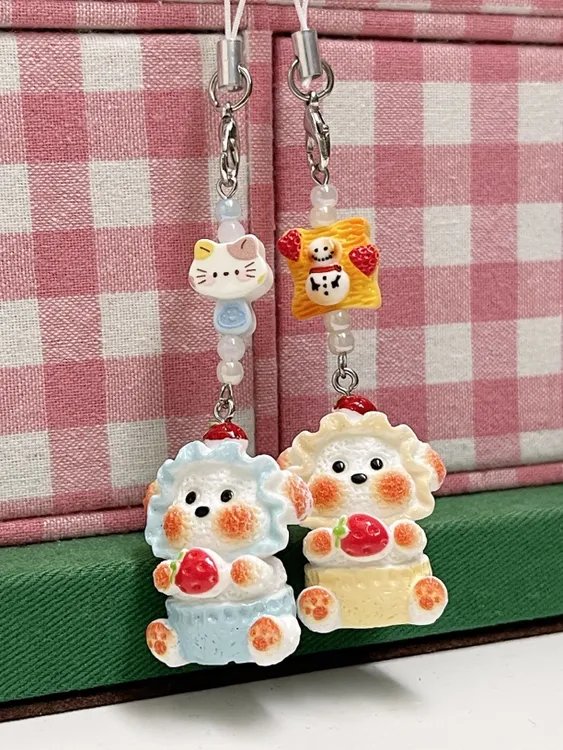 自选爆款创意DIY卡通树脂食玩手机链，钥匙扣链，包包挂件