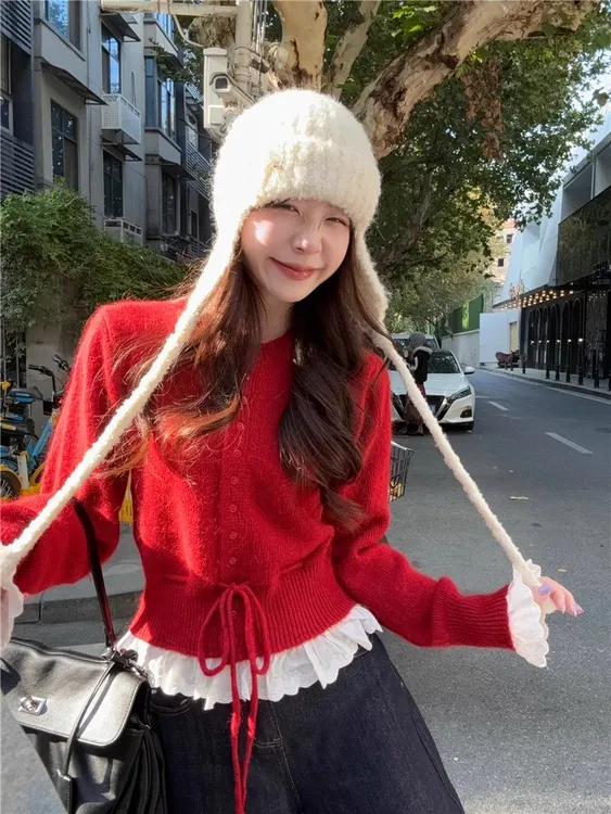 韩系红色花边拼接毛衣女装秋冬设计感收腰针织开衫小个子短款上衣