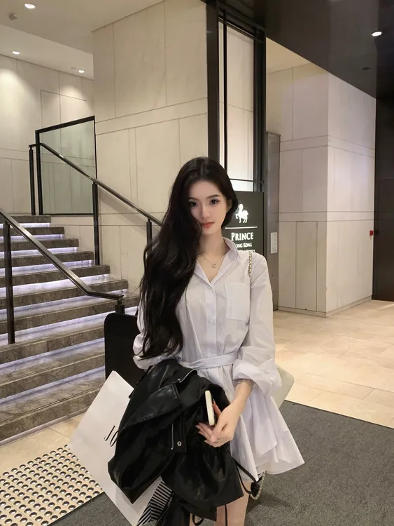 千金感气质2025年早秋季新款千金感气质姐姐早秋条纹长袖连衣裙