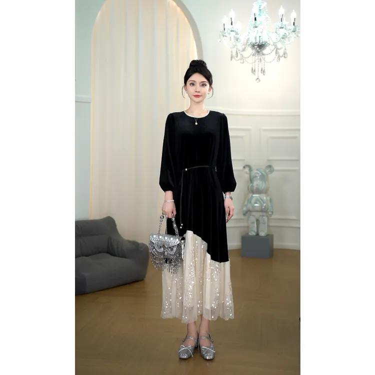 法式气质金丝绒连衣裙女秋冬新款设计感拼接网纱直筒时尚长裙