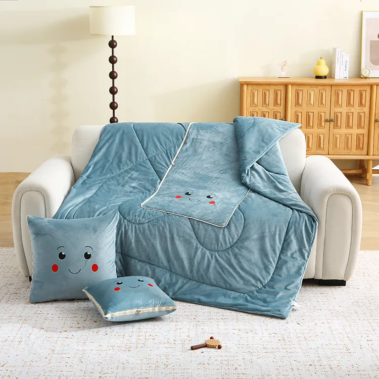 多功能车载汽车办公室抱枕被子两用四季通用二合一靠枕午睡毯