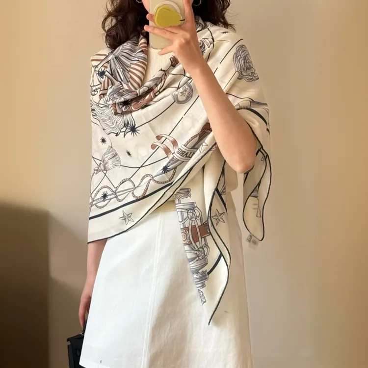 星辰合唱曲 25新款丝巾丝羊毛140大方巾四季款围巾空调房保暖披肩