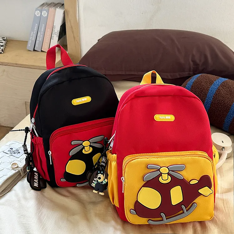 新款幼儿园书包女孩2-5岁小中班卡通双肩包男童减负护脊背包