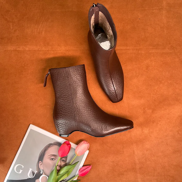 今年超火的靴子女美拉德洋气小短靴坡跟内增高羊皮软底大码女靴