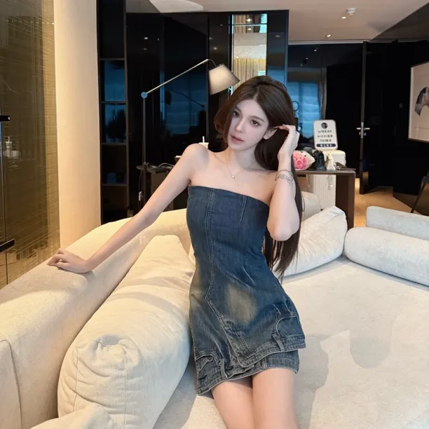 FAY【布鲁克街】做旧色复古街头风辣妹不规则牛仔抹胸连衣裙
