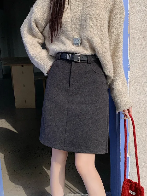 2025新款氛围感加长款毛呢半身裙高腰显瘦a字裙秋冬美式遮肚a字裙