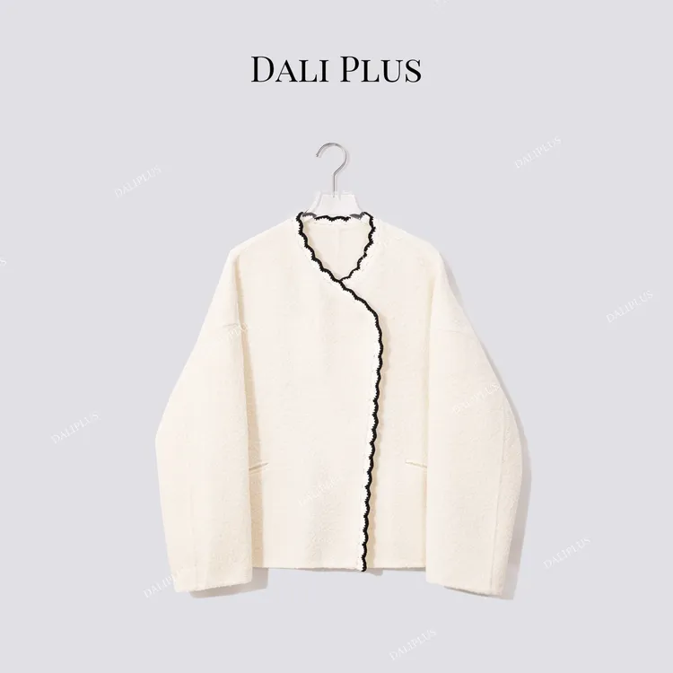 DALI PLUS【苏力羊驼圈圈毛+澳毛】撞色花边双面呢外套-D5CK2122
