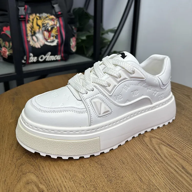 真皮男士增高鞋子透气百搭厚底板鞋韩版休闲鞋秋季时尚潮流男鞋子