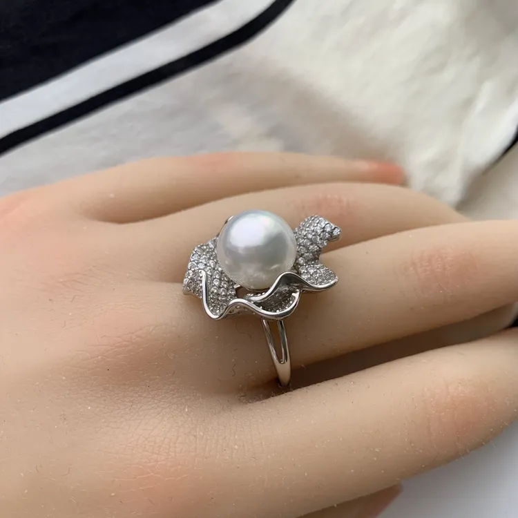 11-12mm海水珍珠澳白花朵戒指s925银戒托细钻花瓣近圆强光精致