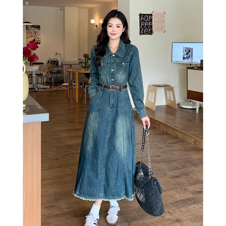 巨好看的早秋牛仔连衣裙女2025新款小个子高级感港风复古收腰长裙