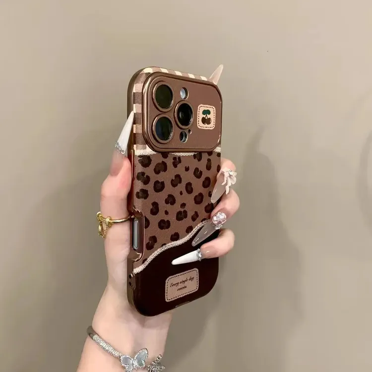 美拉德豹纹蝴蝶适用iPhone17/16手机壳15/14promax软壳13猫咪链条