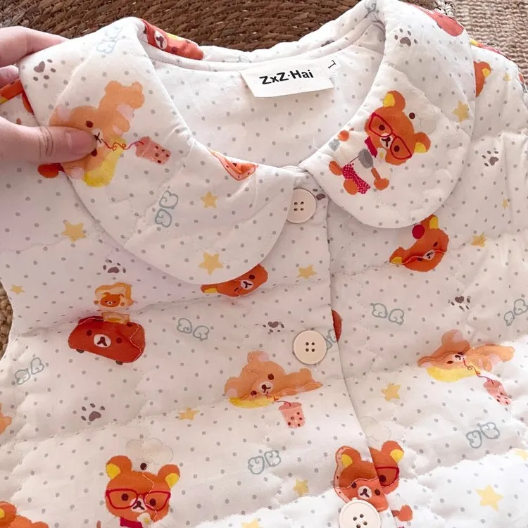 侘町波点轻松熊2025新款可外穿睡衣女款空气夹棉背心加厚冬季马甲