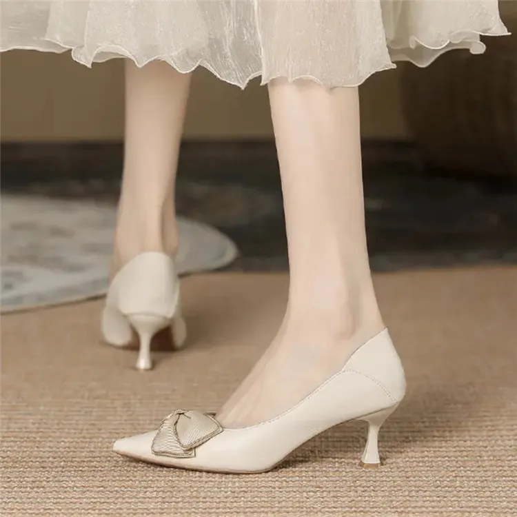 法式尖头蝴蝶结中跟鞋细高跟浅口单鞋小众气质温柔矮跟工作鞋黑色