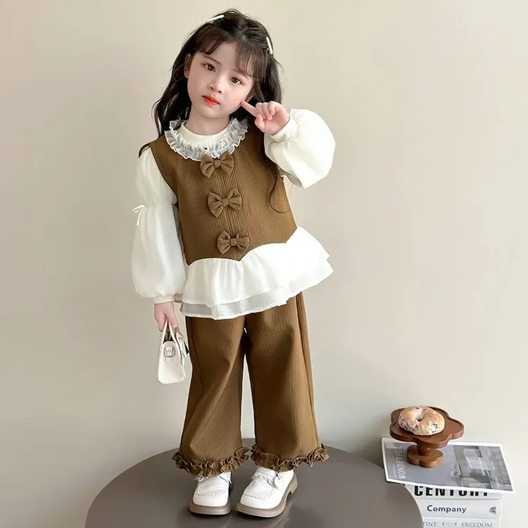 女童套装春秋款2025新款洋气时髦儿童女宝宝巨好看条绒秋季三件套
