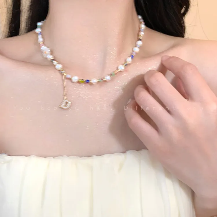 合金项链 彩色系雏菊串珠项链女感高级锁骨链法式轻奢高级配饰