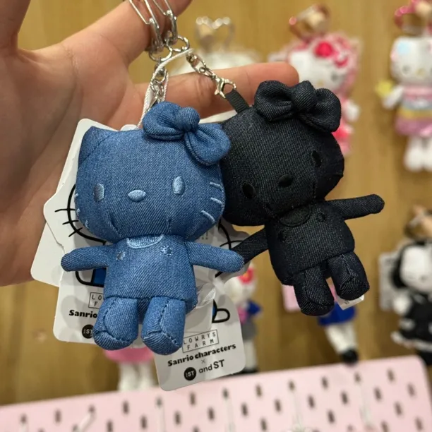 【新款限定】Hello Kitty ME%联名 牛仔Kitty钥匙扣玩偶
