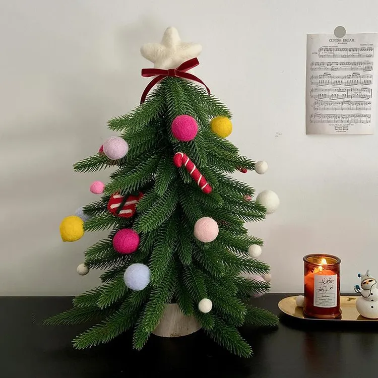 迷你诺贝松圣诞树桌面摆件圣诞节装饰客厅节日室内布置氛围感