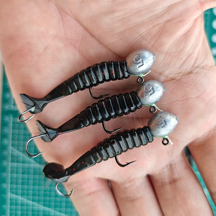 5克T尾加尾钩4CM波动T尾路亚微物根钓钩铅头钩红眼翘嘴罗非鱼假饵