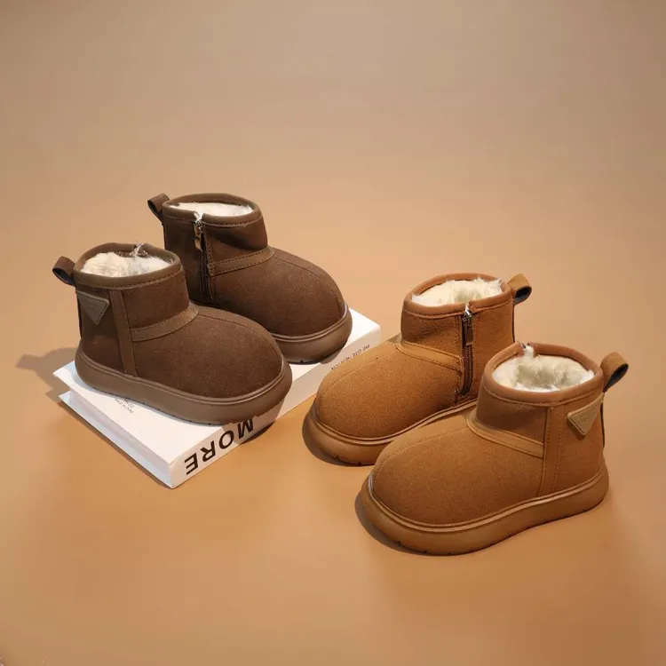 儿童雪地靴2025冬季新款女童加绒加厚保暖棉鞋男童防滑软底短靴子