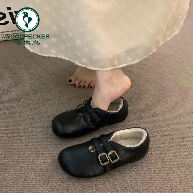 啄木鸟高级丑萌深口加绒黑色勃肯鞋全包女冬外穿森系复古毛毛棉鞋