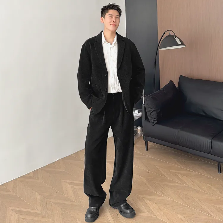 朱渣渣高级感灯芯绒加厚西服套装2025新款秋冬潮流休闲痞帅小西装
