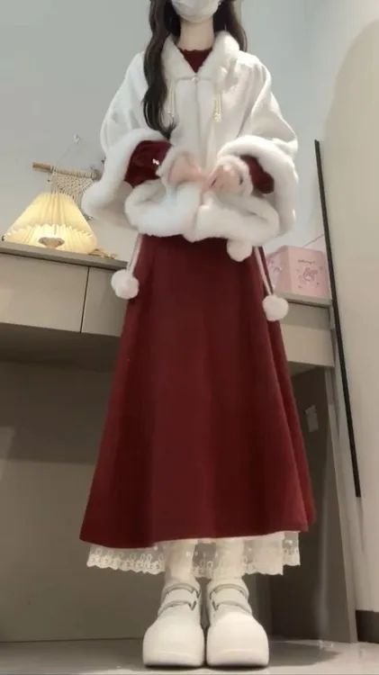 2025秋冬穿搭一整套女新中式国风斗篷外套搭配红色连衣裙两件套装