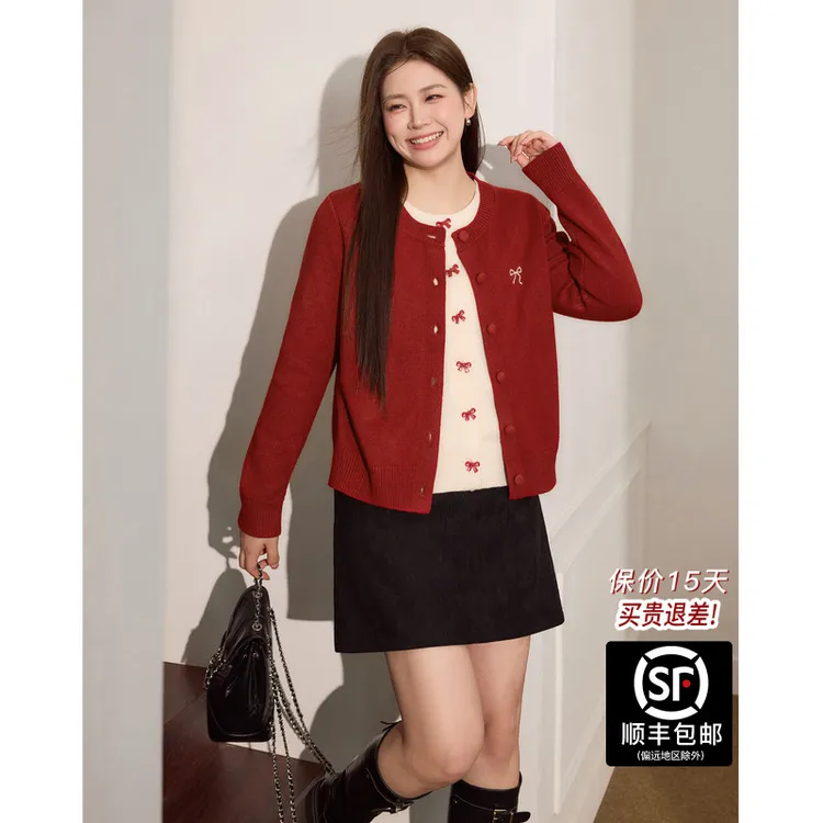 蓝语大码女装圣诞氛围感红色针织毛衣冬新款假两件蝴蝶结韩系上衣