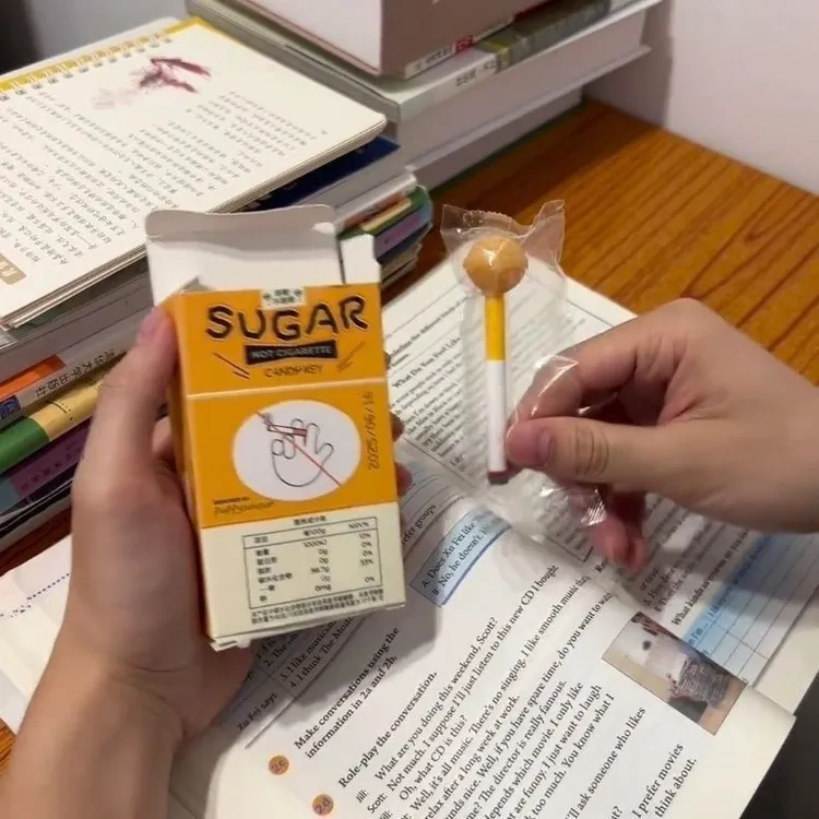 【艺凡】棒棒糖玩具仿真香烟拼装搞怪道具摆件办公室上班拍照配件