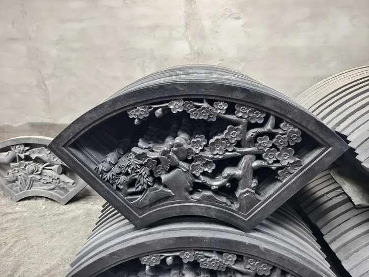 仿古扇形双面镂空砖雕镂空扇形梅兰竹菊福字浮雕庭院围墙装饰