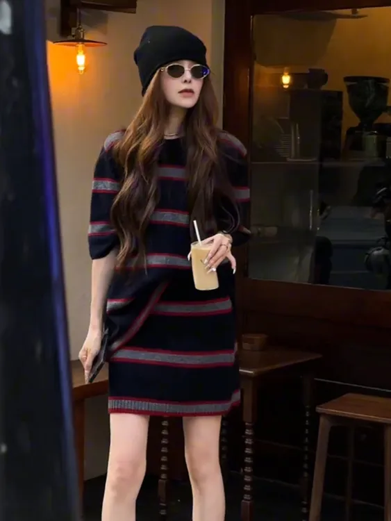 法式气质御姐条纹针织上衣半裙女装2025秋冬新款休闲高级辣妹套装