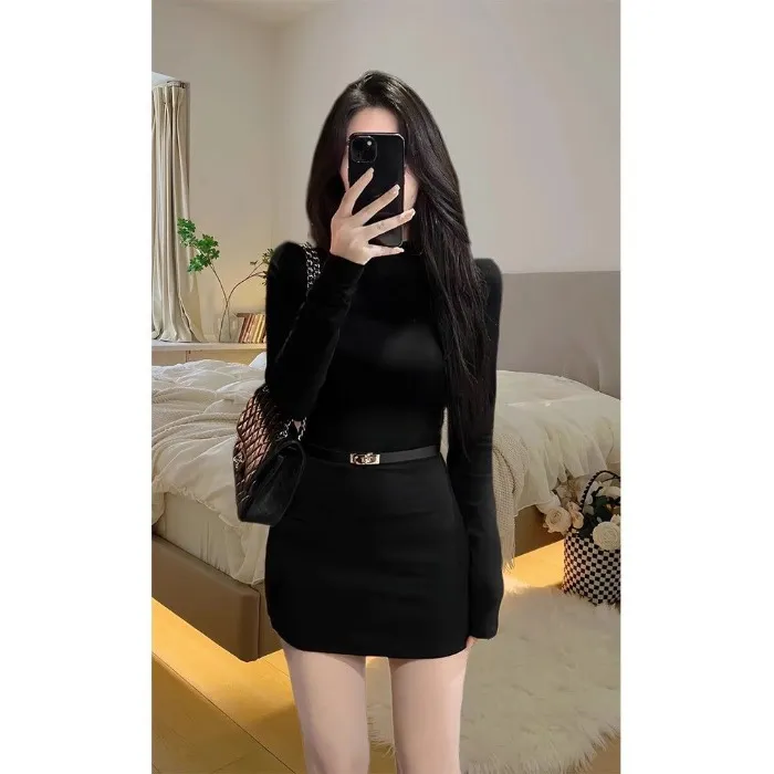 黑色半高领连衣裙裙子女长袖年秋冬季新款显瘦内搭打底包臀裙短裙