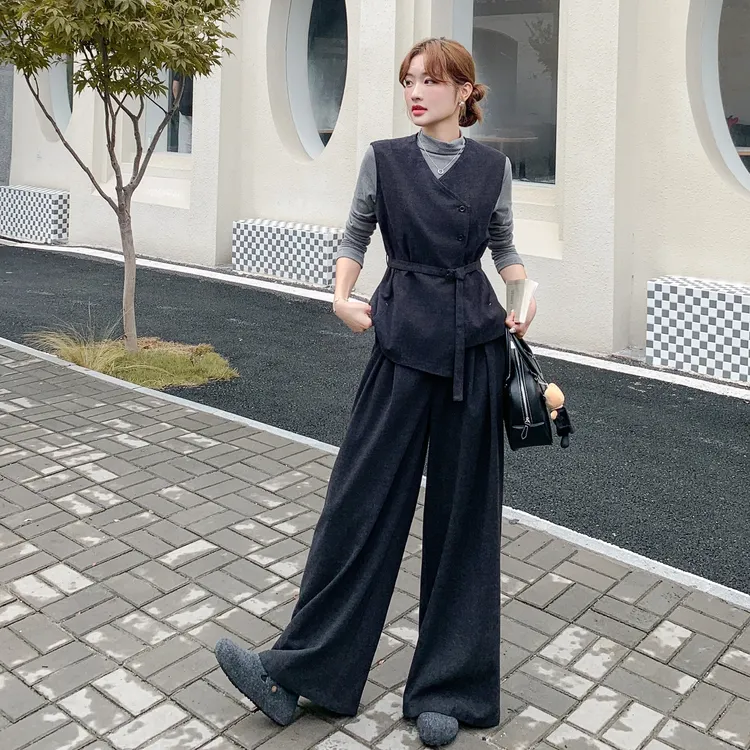 韩系别致时尚通勤收腰背心阔腿裤套装三件套女秋季新款氛围感穿搭