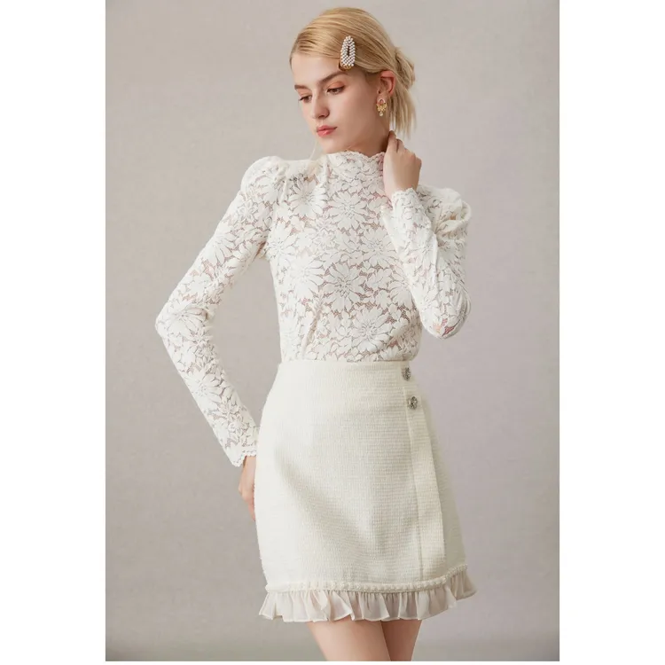 COCO BECCI【奶芙打底】精致立体花卉蕾丝气质优雅上衣CFHHD114026