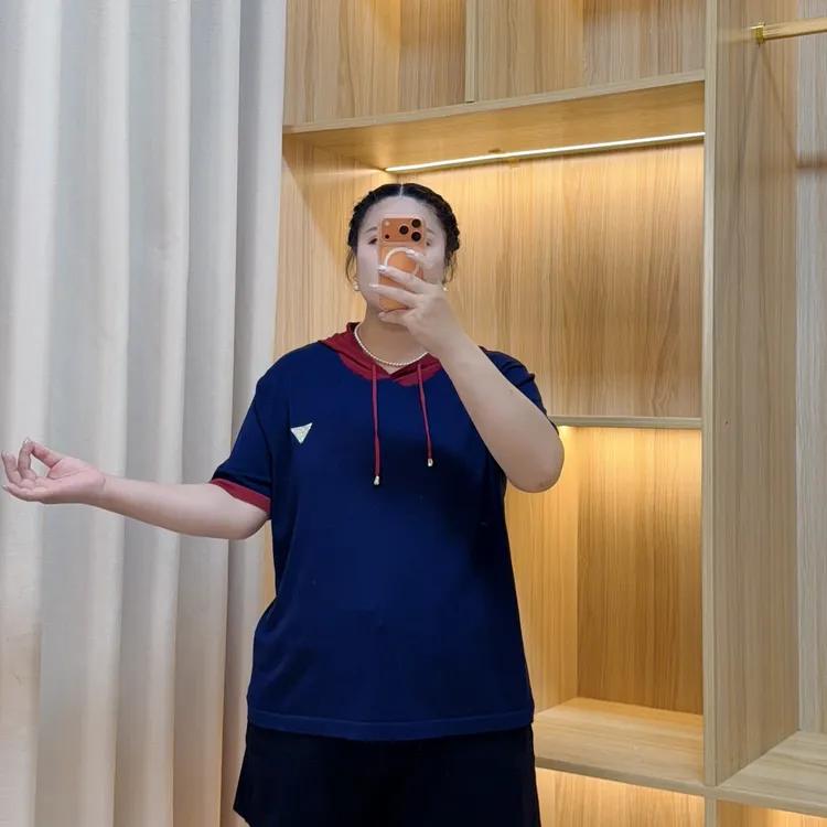 983 藏青蓝小红帽烫钻短袖 夏季百搭宽松大码遮肉时尚针织上衣