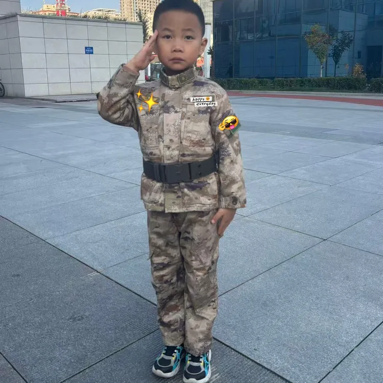 透气耐磨迷彩服适合户外活动及学生军训秋冬季可用