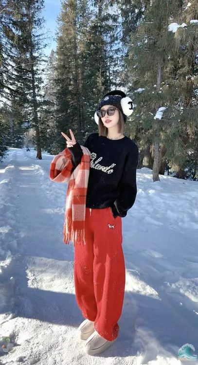 熙薇『雪瑞纳』2025冬季新款颗粒绒保暖休闲裤设计师H6824