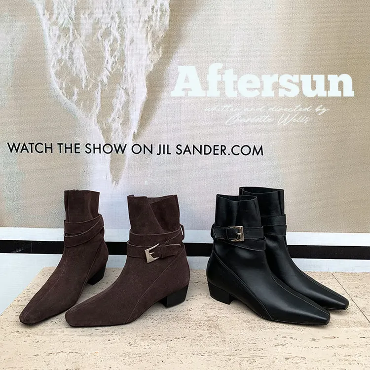 老钱风复古皮带扣粗跟短靴女2025秋冬新款法式极简真皮方头及踝靴