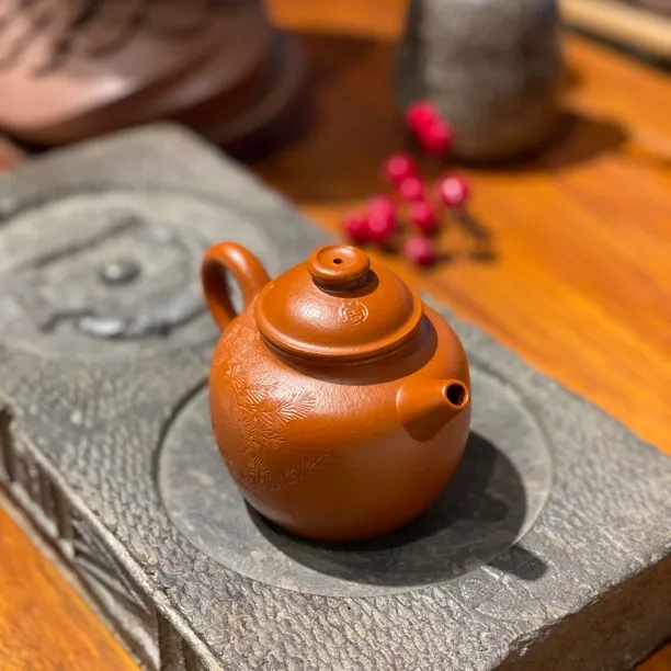 宜兴全手工紫砂壶大彬圈钮壶200cc宜兴原矿小煤窑朱泥刻绘松针