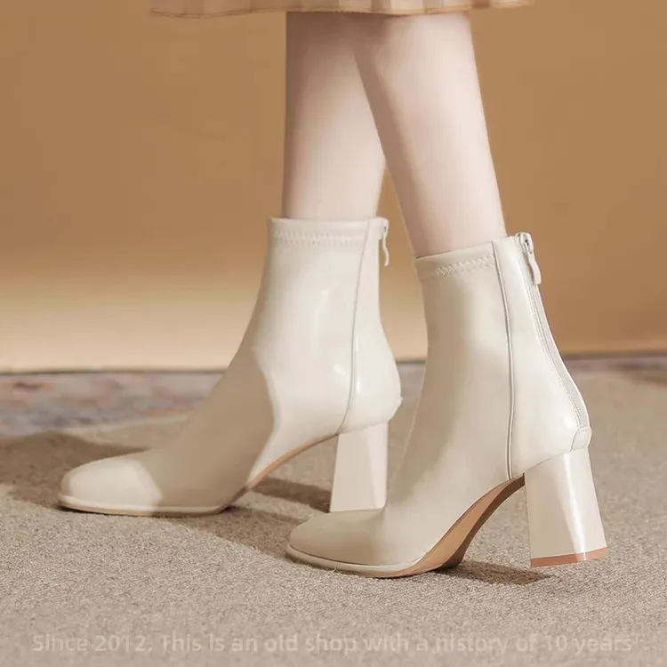今年流行靴子明星同款鞋女款瘦瘦百搭靴高跟鞋秋冬短靴赫本风格鞋
