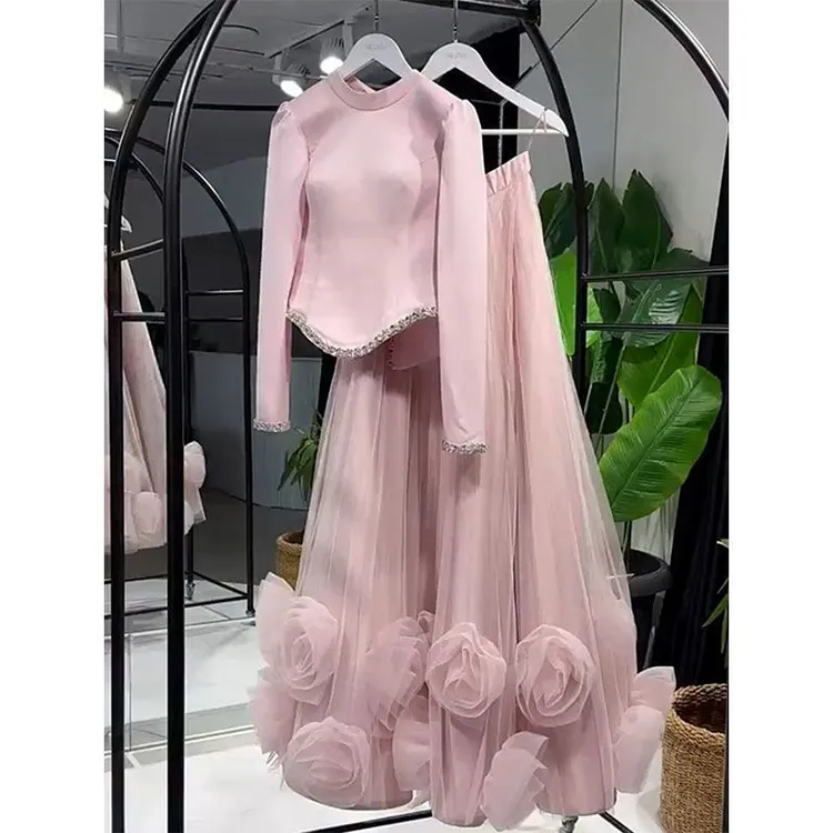 独特漂亮轻奢高级感粉色圆领长袖T恤女秋季粉色半身裙套装