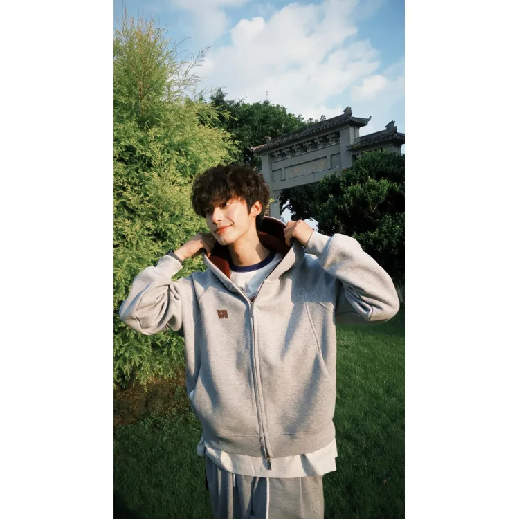 美式撞色开衫卫衣男女短款秋季cleanfit连帽衫高级感重磅硬挺外套